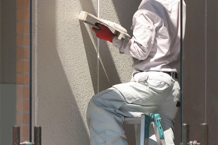 モルタル外壁　塗装する業者